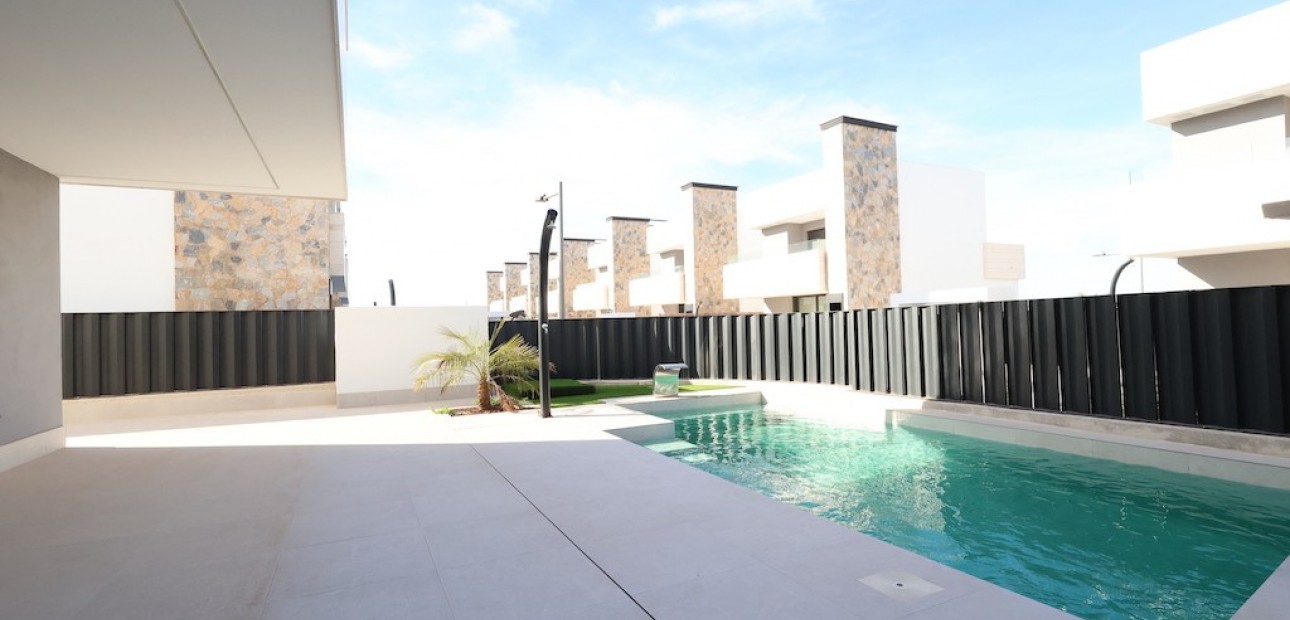 Herverkoop - Villa -
Los Alcazares