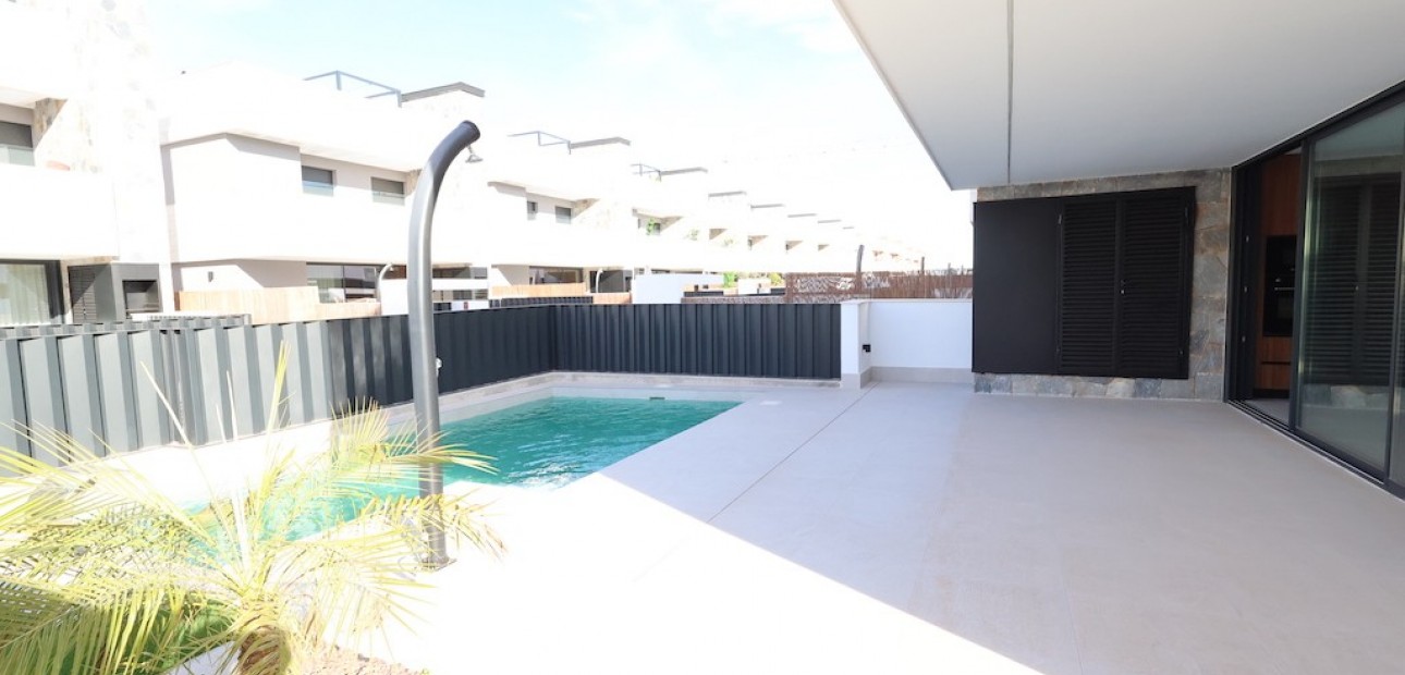 Herverkoop - Villa -
Los Alcazares