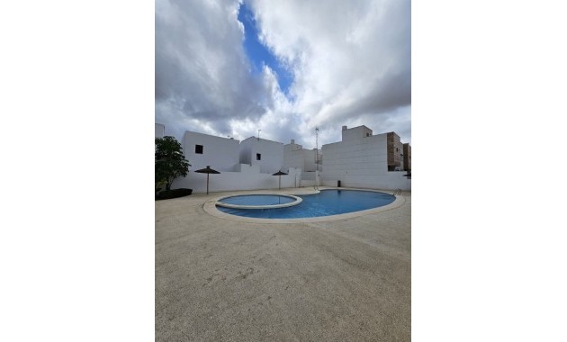 Venta - Apartamento / piso -
San Pedro del Pinatar