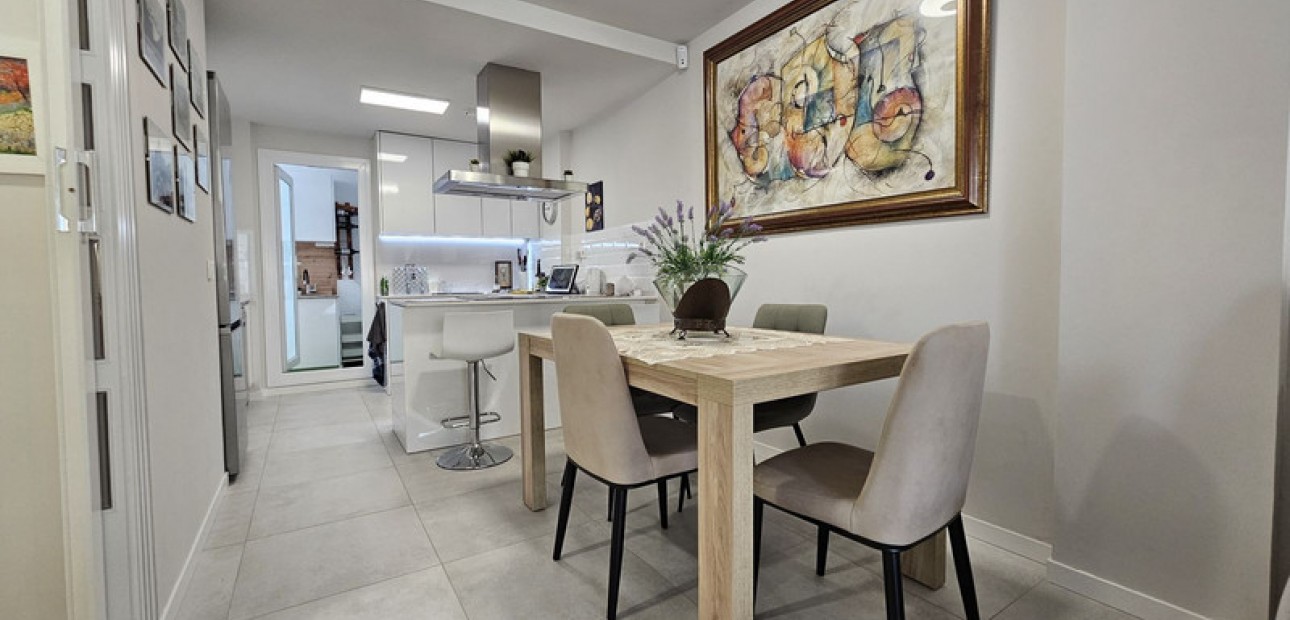 Venta - Apartamento / piso -
San Pedro del Pinatar