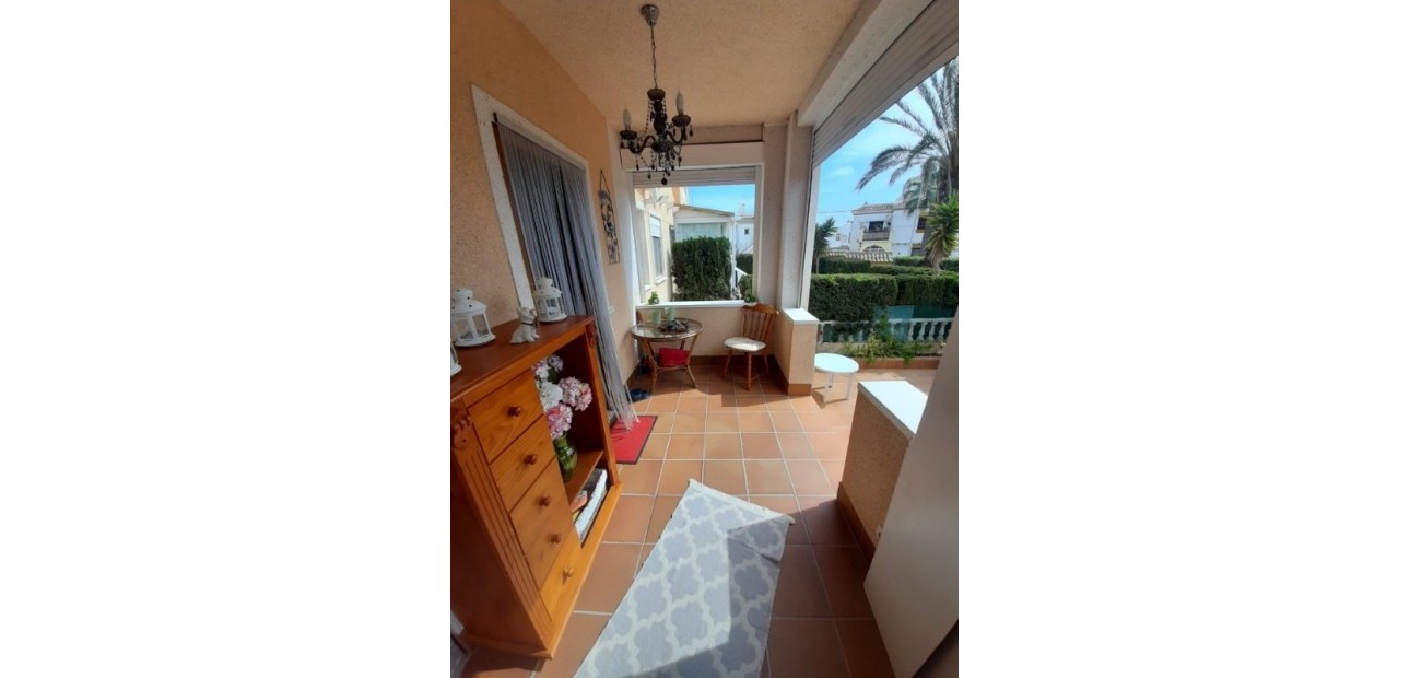 Herverkoop - Herenhuis -
La Mata