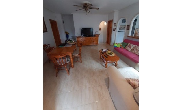 Herverkoop - Herenhuis -
La Mata