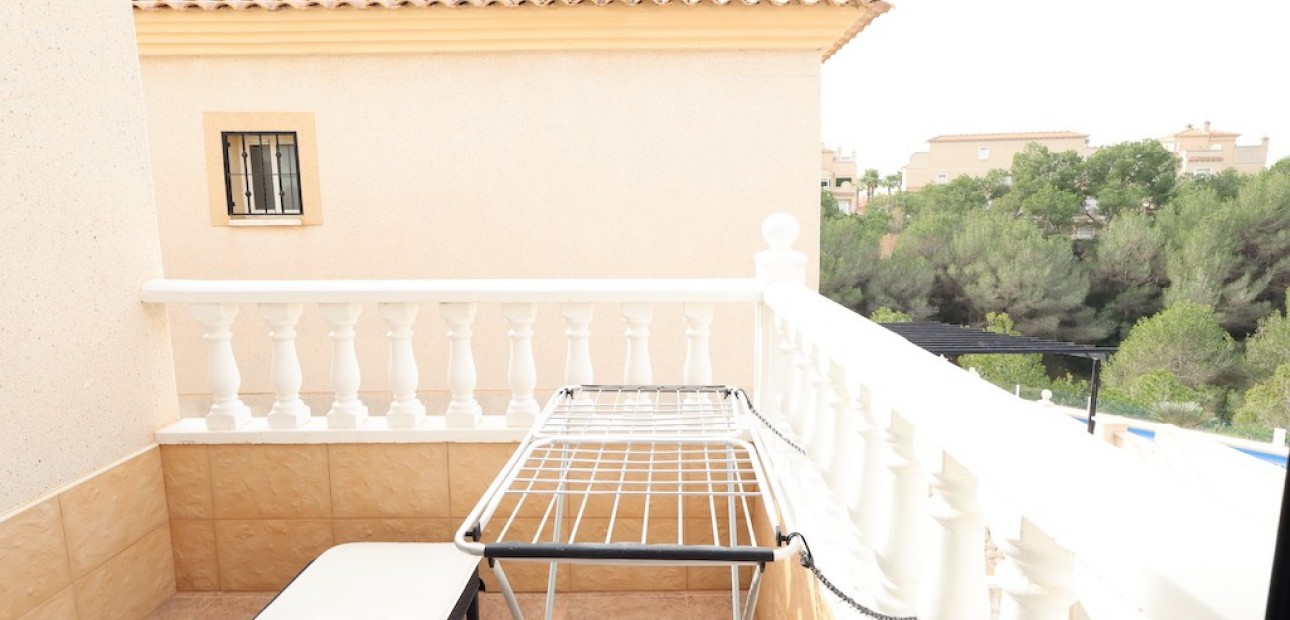 Herverkoop - Villa -
Playa Flamenca