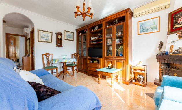Sale - Villa -
Punta Prima