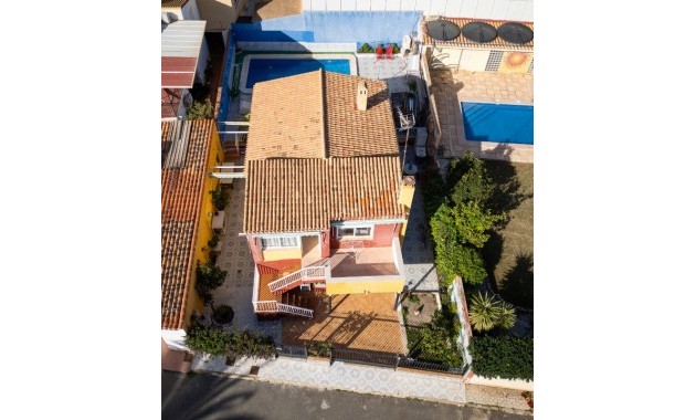 Sale - Villa -
Punta Prima