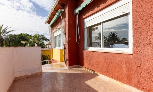 Sale - Villa -
Punta Prima