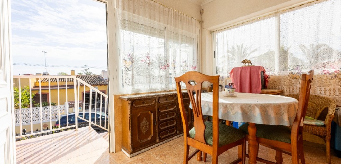 Sale - Villa -
Punta Prima