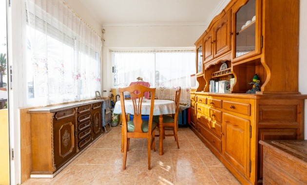 Sale - Villa -
Punta Prima