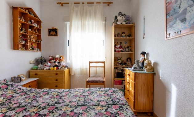 Sale - Villa -
Punta Prima