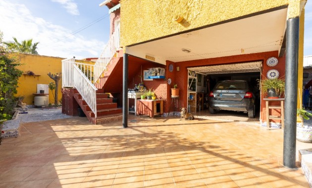 Sale - Villa -
Punta Prima