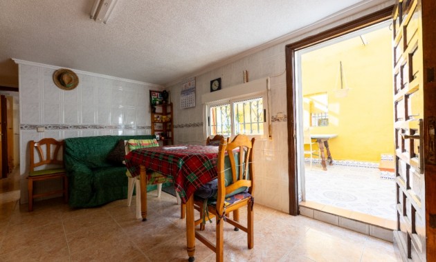 Sale - Villa -
Punta Prima