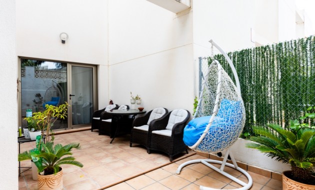 Venta - Adosado -
Punta Prima