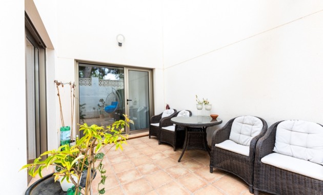 Venta - Adosado -
Punta Prima