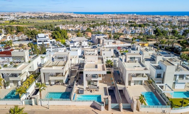 Venta - Villa -
Orihuela Costa - Villamartín