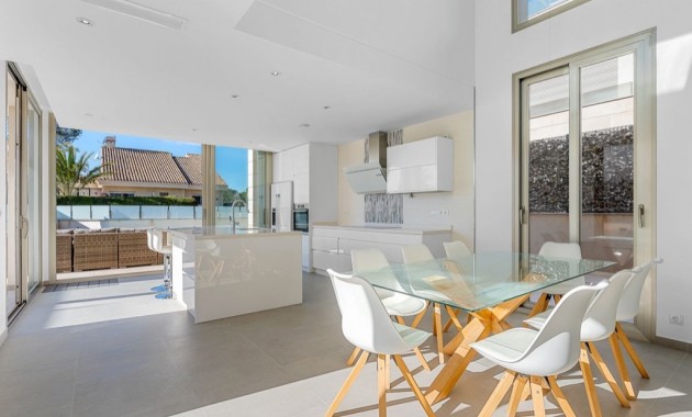 Venta - Villa -
Orihuela Costa - Villamartín