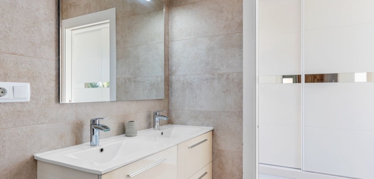 Venta - Villa -
Orihuela Costa - Villamartín