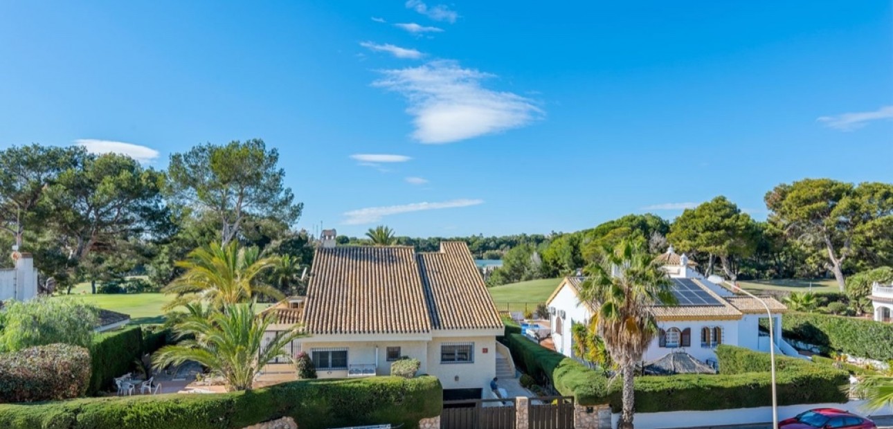 Venta - Villa -
Orihuela Costa - Villamartín