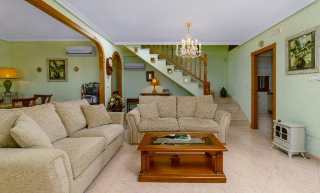 Herverkoop - Villa -
Torrevieja - Los altos