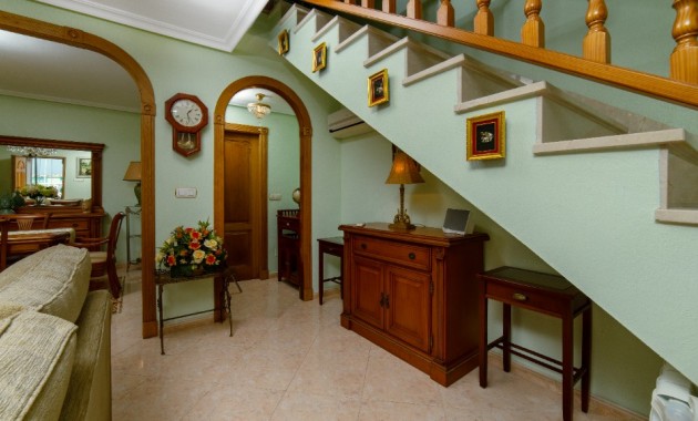 Herverkoop - Villa -
Torrevieja - Los altos