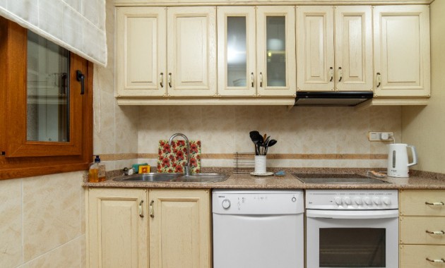 Herverkoop - Villa -
Torrevieja - Los altos