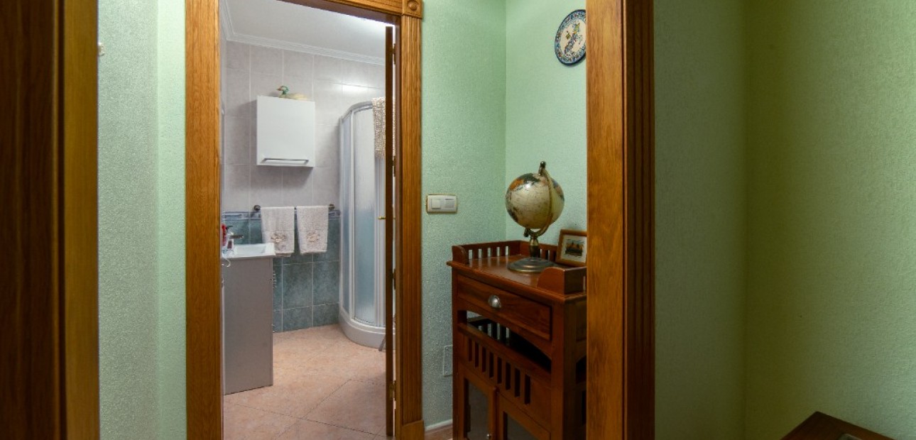 Herverkoop - Villa -
Torrevieja - Los altos