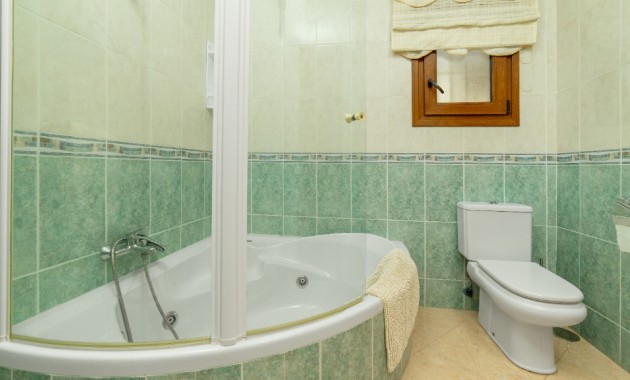 Herverkoop - Villa -
Torrevieja - Los altos