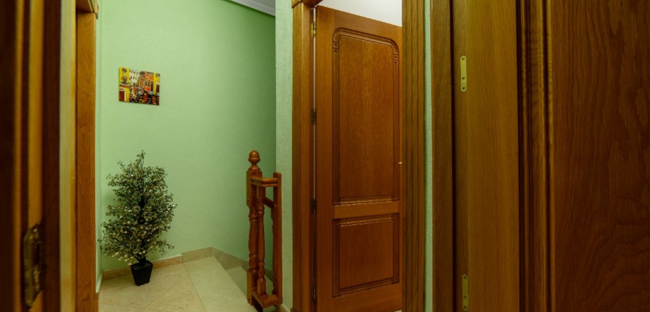 Herverkoop - Villa -
Torrevieja - Los altos