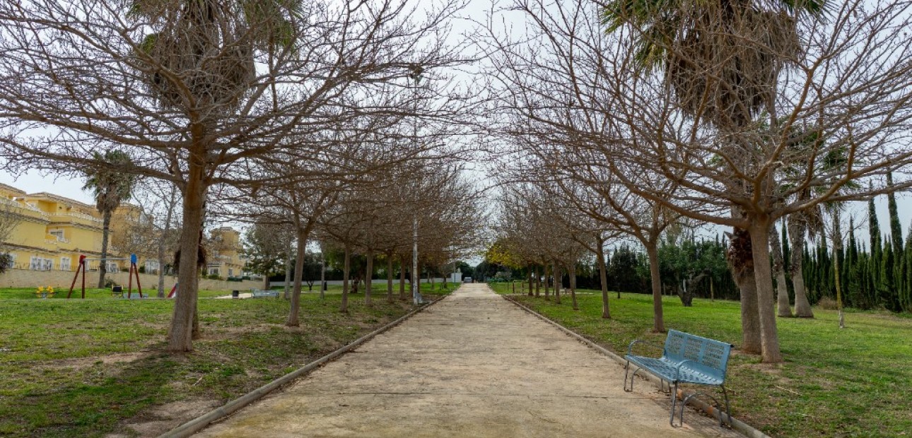 Herverkoop - Villa -
Torrevieja - Los altos