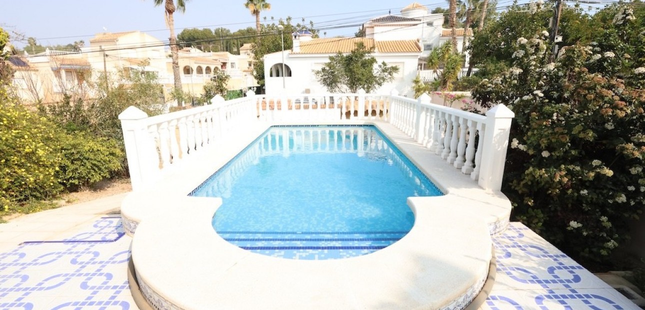 Herverkoop - Villa -
Los Balcones