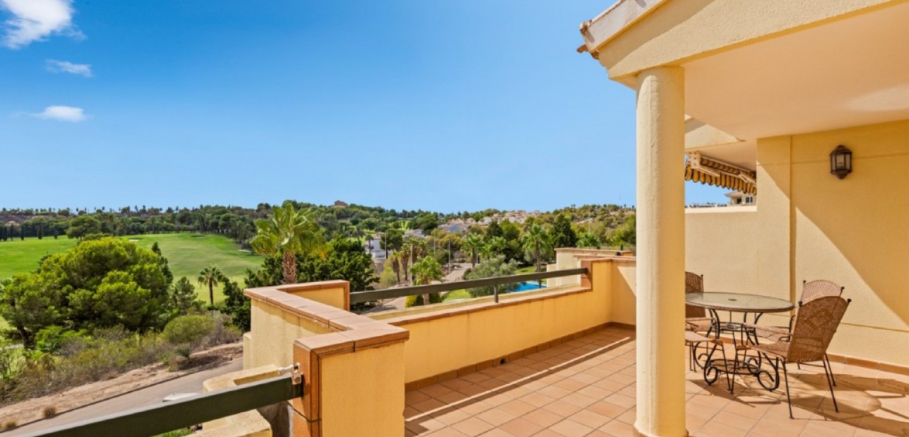 Venta - Apartamento / piso -
Campoamor