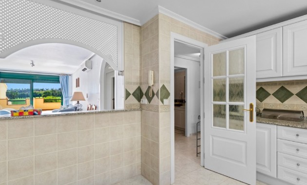 Venta - Apartamento / piso -
Campoamor