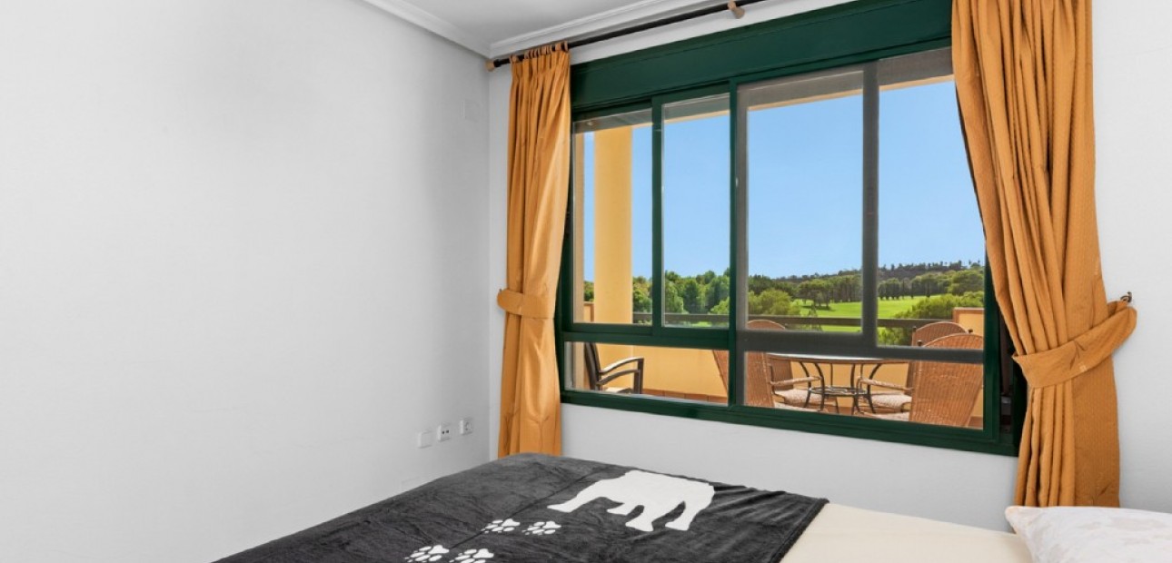 Venta - Apartamento / piso -
Campoamor