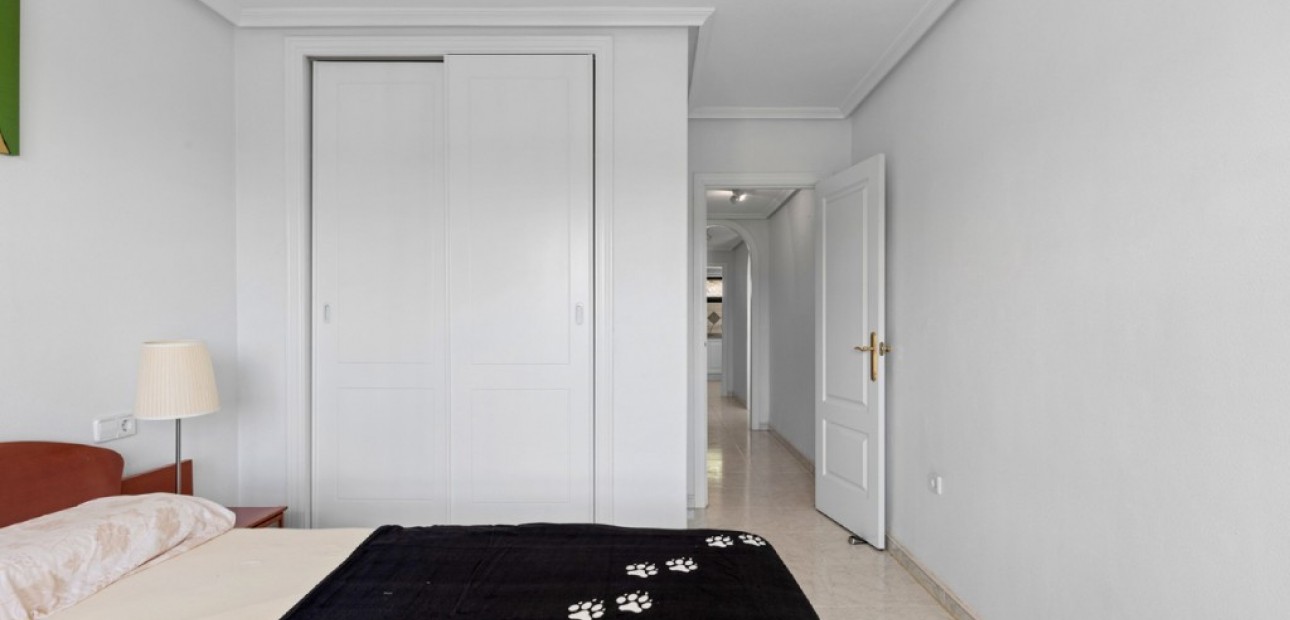 Venta - Apartamento / piso -
Campoamor