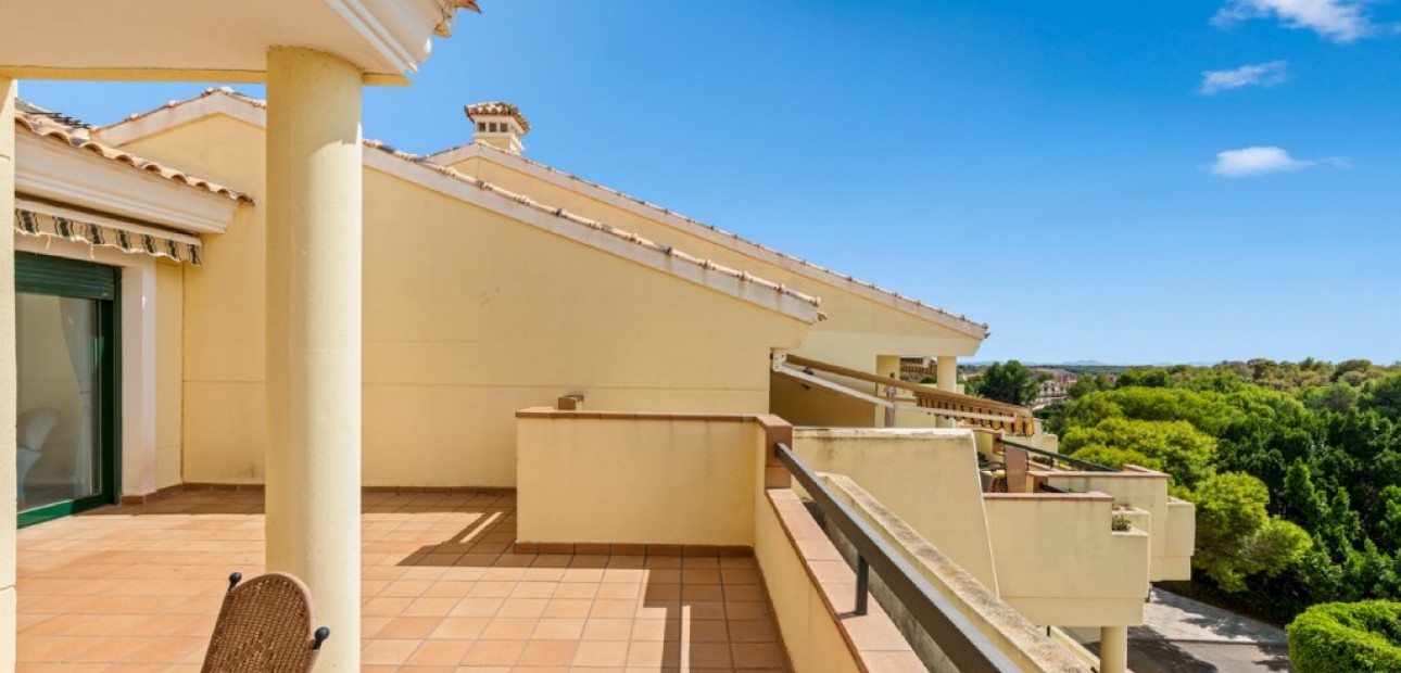 Venta - Apartamento / piso -
Campoamor