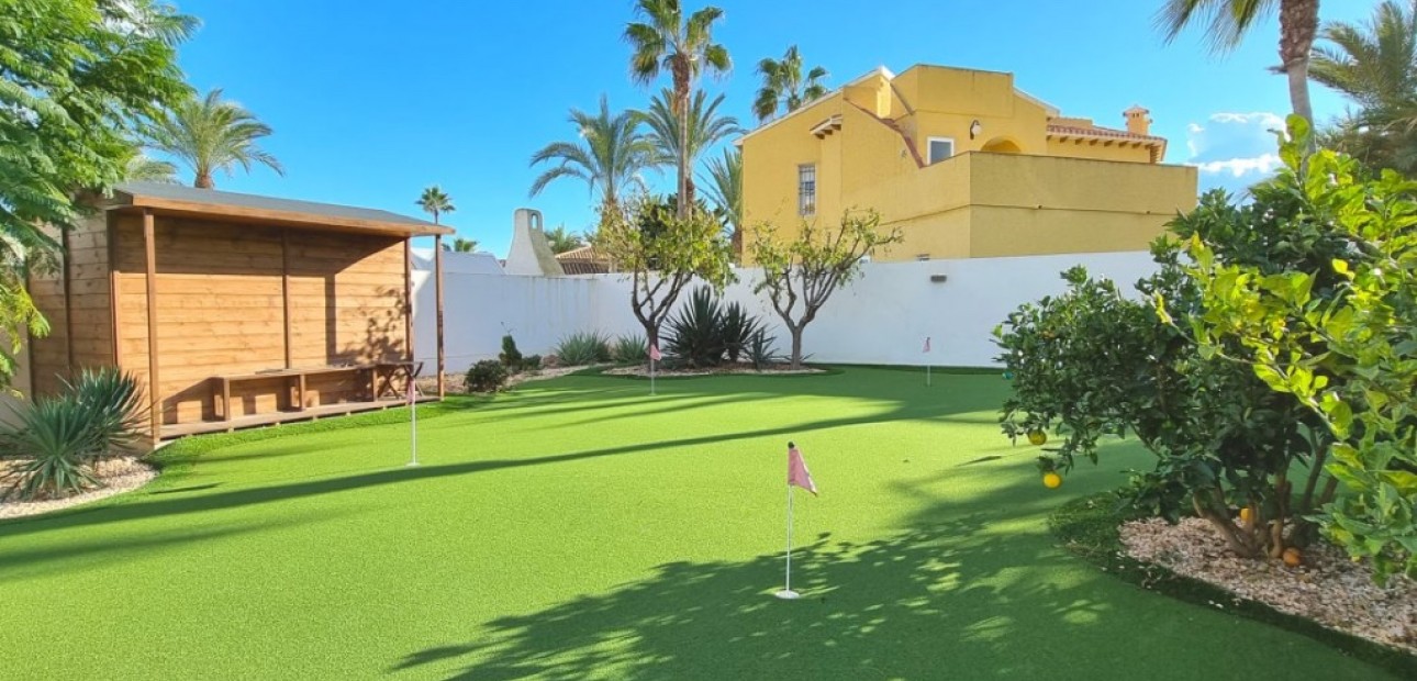 Venta - Villa -
Playa Flamenca