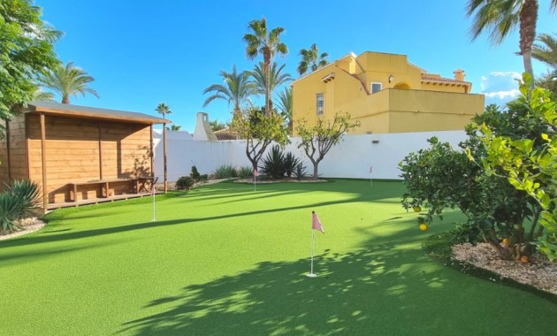 Venta - Villa -
Playa Flamenca