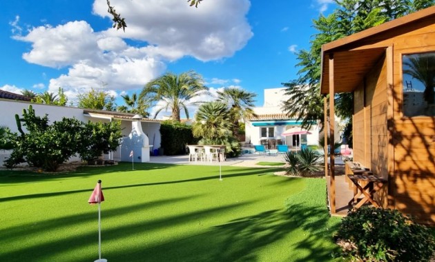 Venta - Villa -
Playa Flamenca