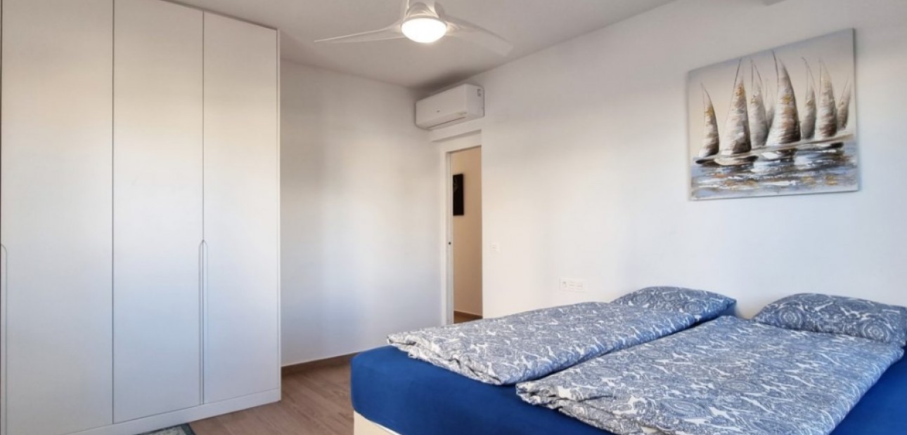 Venta - Villa -
Playa Flamenca