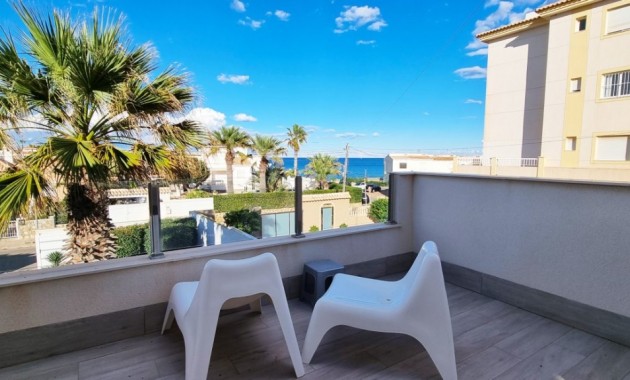 Venta - Villa -
Playa Flamenca