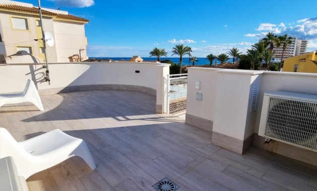 Venta - Villa -
Playa Flamenca