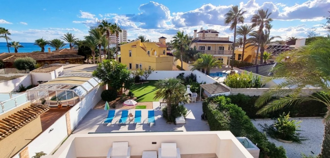 Venta - Villa -
Playa Flamenca