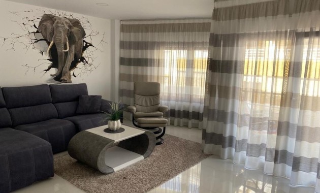 Herverkoop - Appartement / flat -
Torrevieja