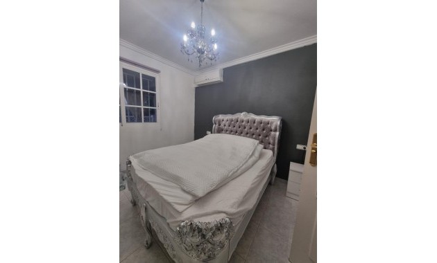 Herverkoop - Appartement / flat -
Torrevieja - Los Balcones