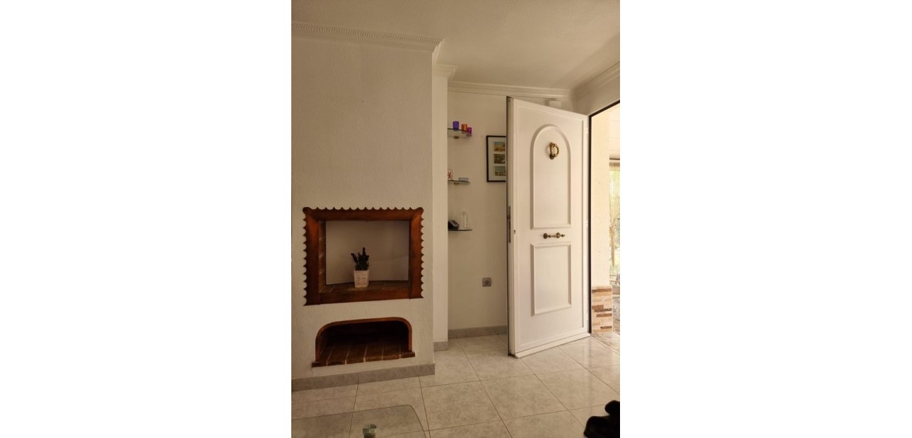 Herverkoop - Appartement / flat -
Torrevieja - Los Balcones