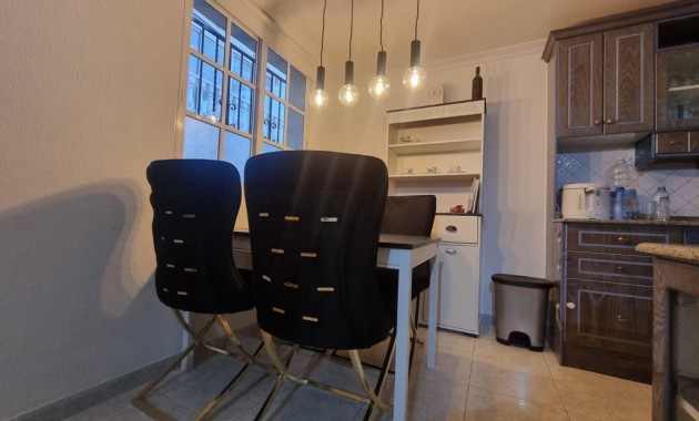 Herverkoop - Appartement / flat -
Torrevieja - Los Balcones