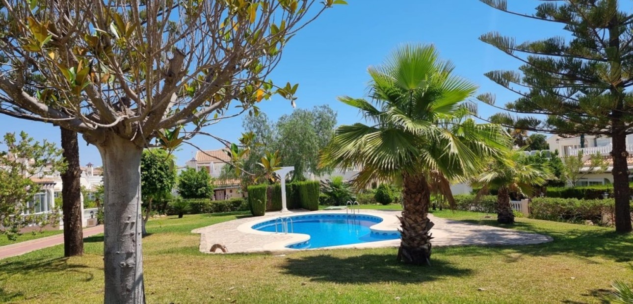 Herverkoop - Appartement / flat -
Torrevieja - Los Balcones