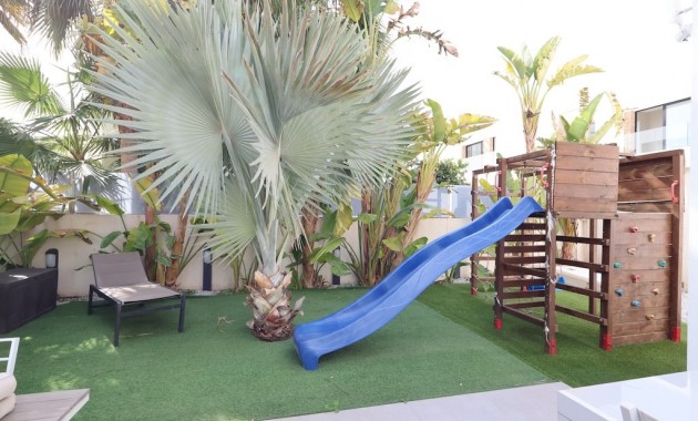 Herverkoop - Villa -
Ciudad Quesada