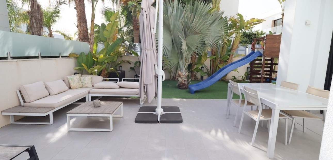 Herverkoop - Villa -
Ciudad Quesada