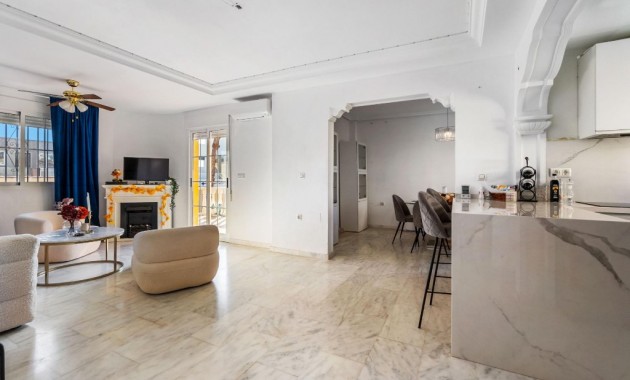 Sale - Villa -
Villamartín