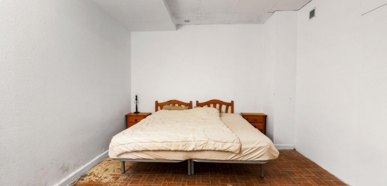 Sale - Villa -
Villamartín